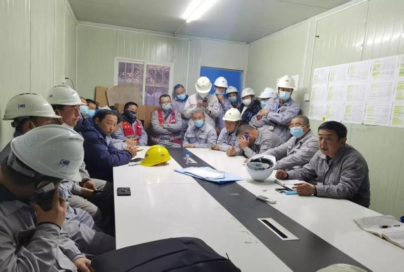 陳岳剛現場督戰(zhàn)中南分公司寧波項目防疫工作