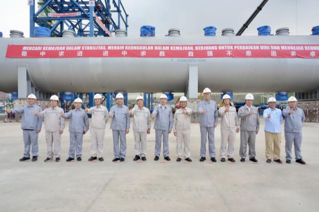 莫鼎革調(diào)研中國化學(xué)在印尼重點項目